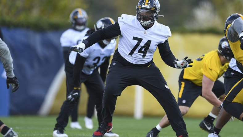 Pittsburgh Steelers OT Jarron Jones UFL