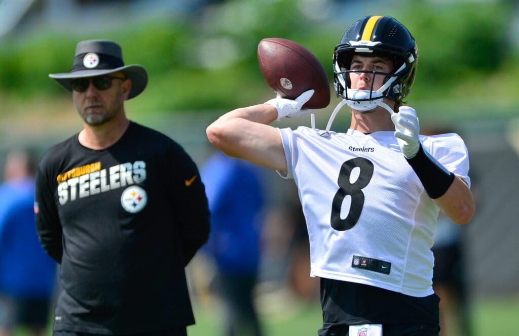 Steelers QB Matt Canada Kenny Pickett