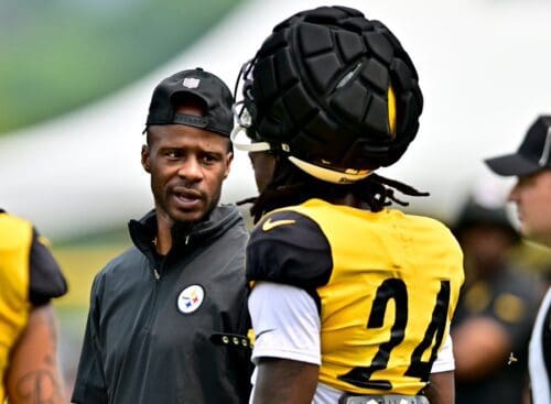 Steelers CB Ike Taylor