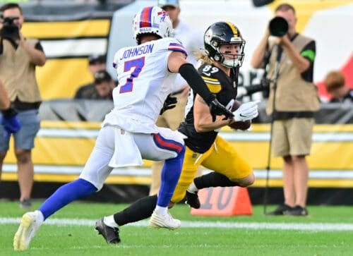 Steelers WR Gunner Olszewski works