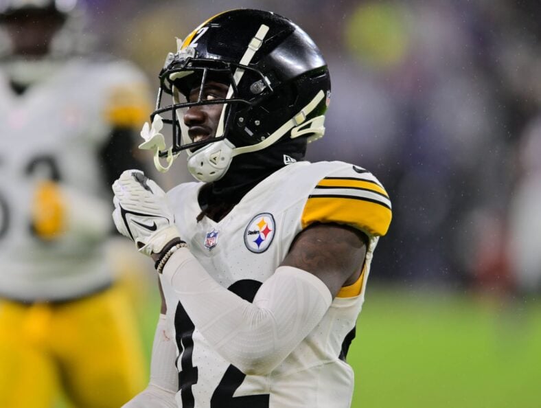 Pittsburgh Steelers CB James Pierre