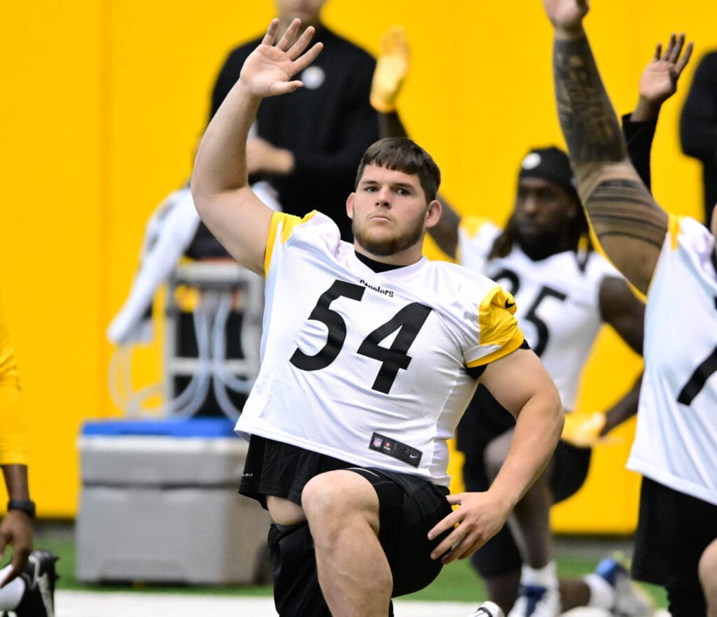 Pittsburgh Steelers C Zach Frazier