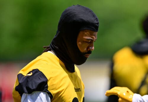 Pittsburgh Steelers Cb Cam Sutton