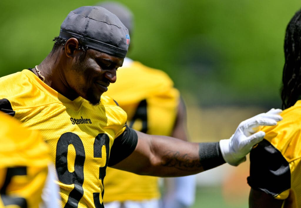 Pittsburgh Steelers LB Mark Robinson