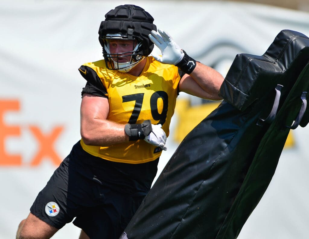 Pittsburgh Steelers DT Jacob Slade