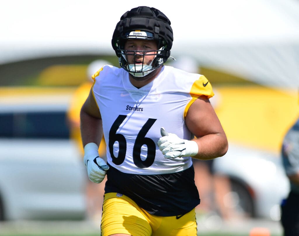 Pittsburgh Steelers OL Mason McCormick