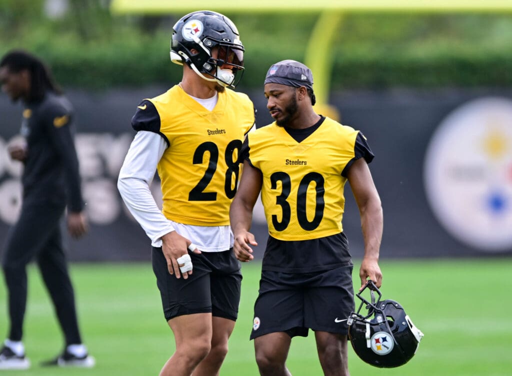 Pittsburgh Steelers safety Miles Killebrew and cornerback Beanie Bishop Jr.