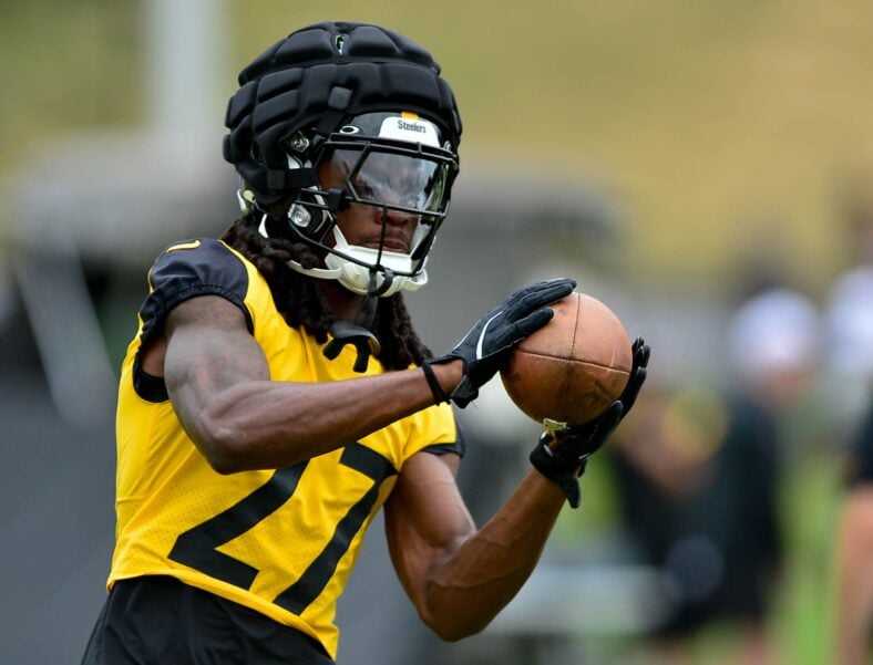 Pittsburgh Steelers CB Cory Trice Jr.