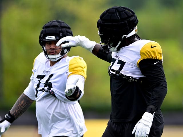 Pittsburgh Steelers OTs Broderick Jones and Troy Fautanu