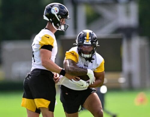 Pittsburgh Steelers running back Jaylen Warren