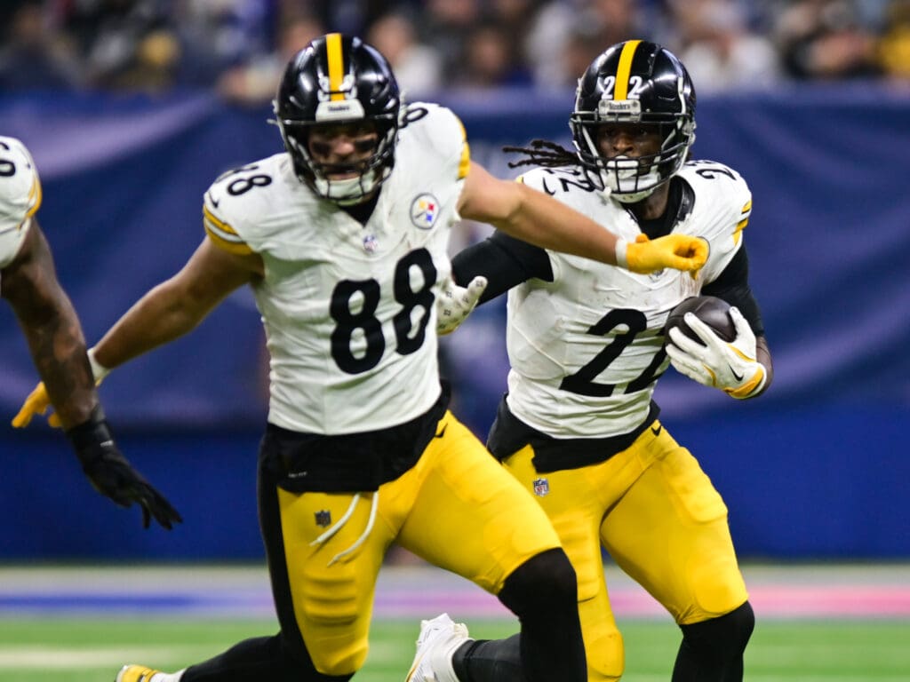 Pittsburgh Steelers tight end Pat Freiermuth and running back Najee Harris