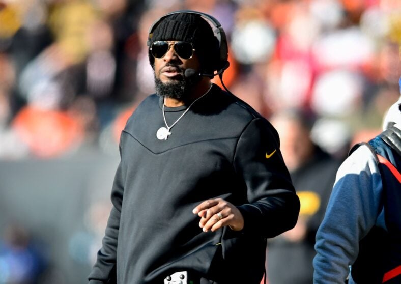 Steelers head coach Mike Tomlin