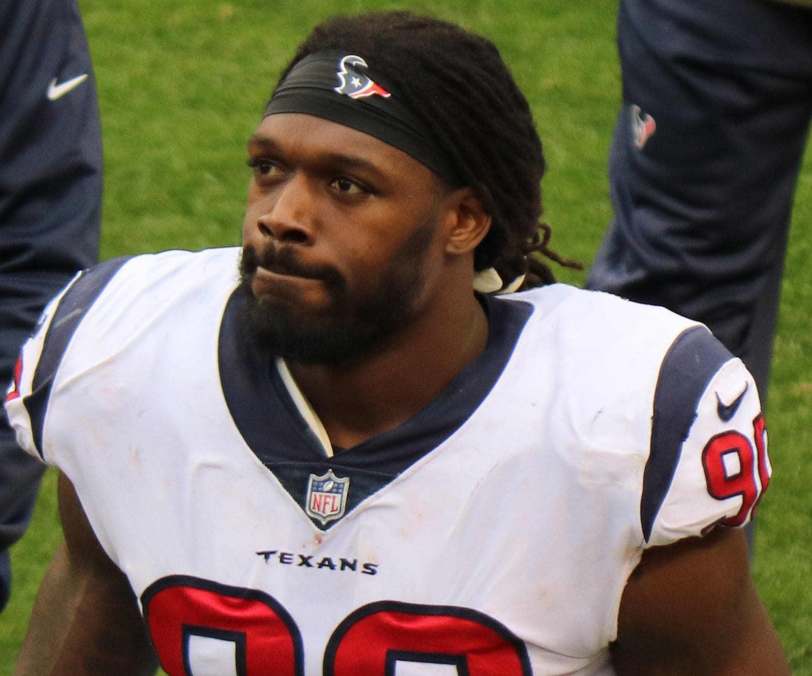 Former No. 1 overall pick Jadeveon Clowney joins Ravens