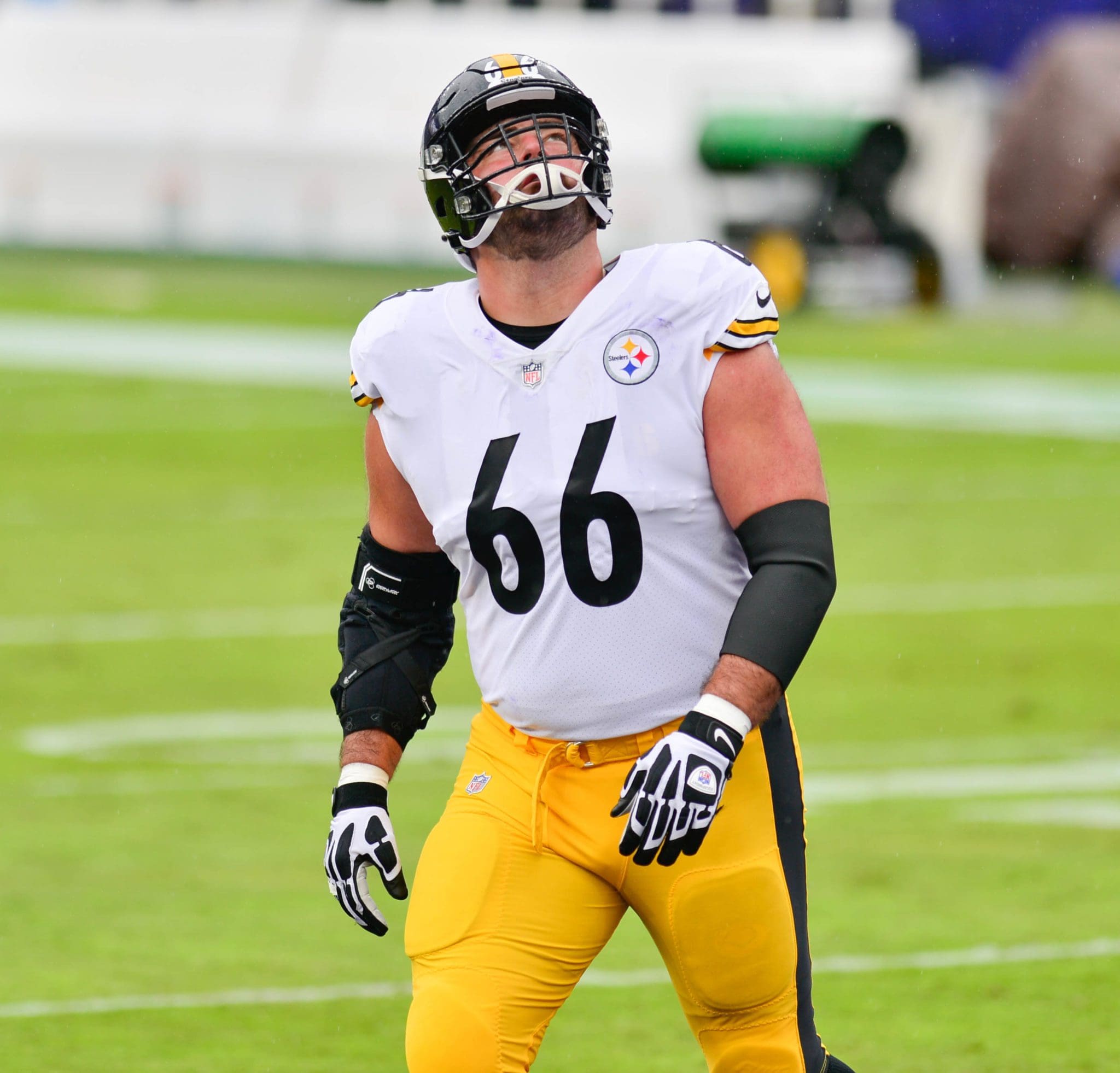 Former Steelers OL David DeCastro Enjoying Retirement But Not