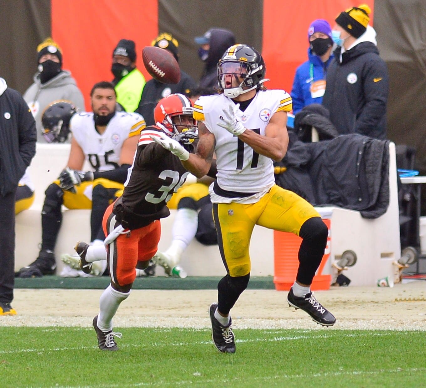 Watch Steelers rookie WR Chase Claypool get 1st NFL TD