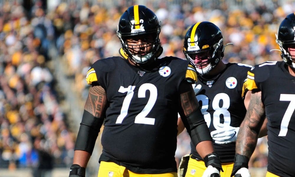 Former Pittsburgh Steelers OT Announces NFL Comeback