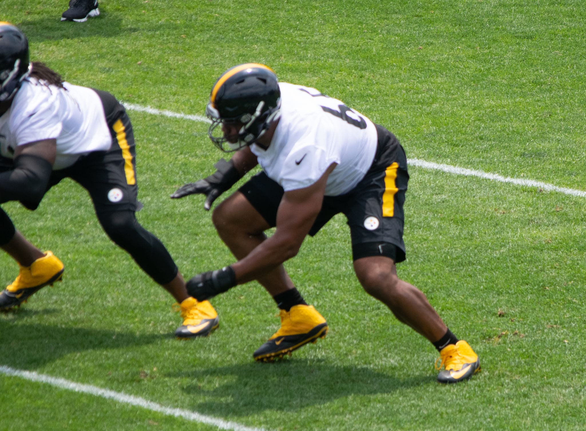 Dan Moore Jr. embracing physical mentality at Steelers training camp