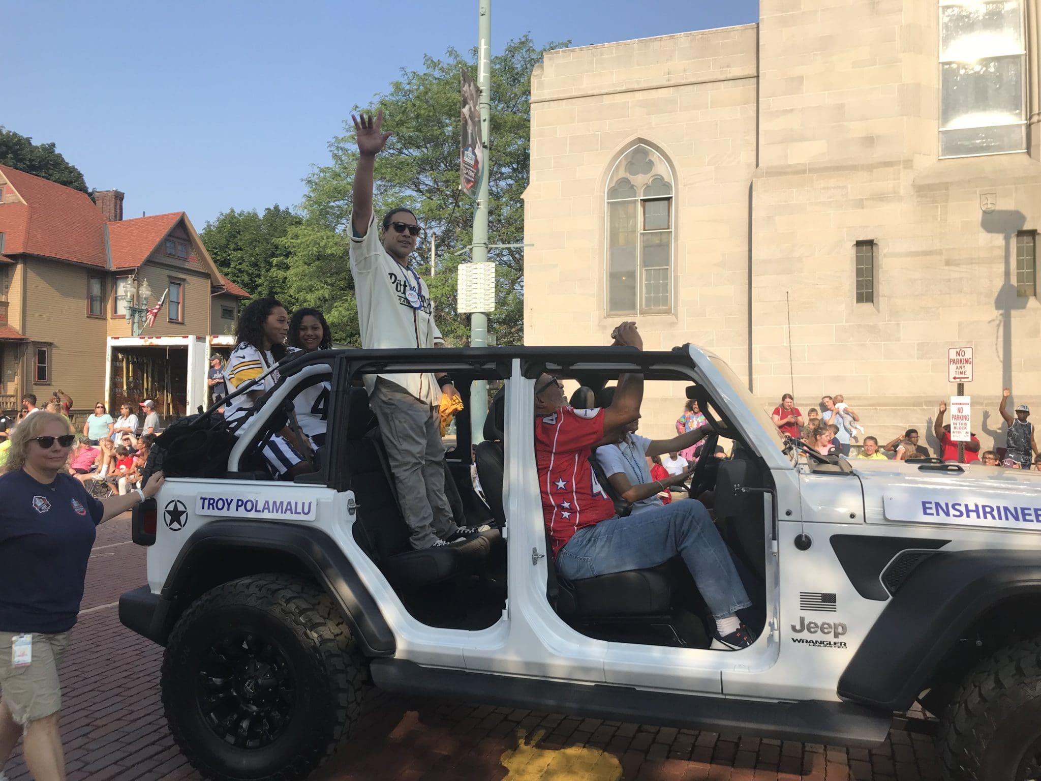 Troy Polamalu joins his Steelers brothers for Hall of Fame weekend - Behind  the Steel Curtain