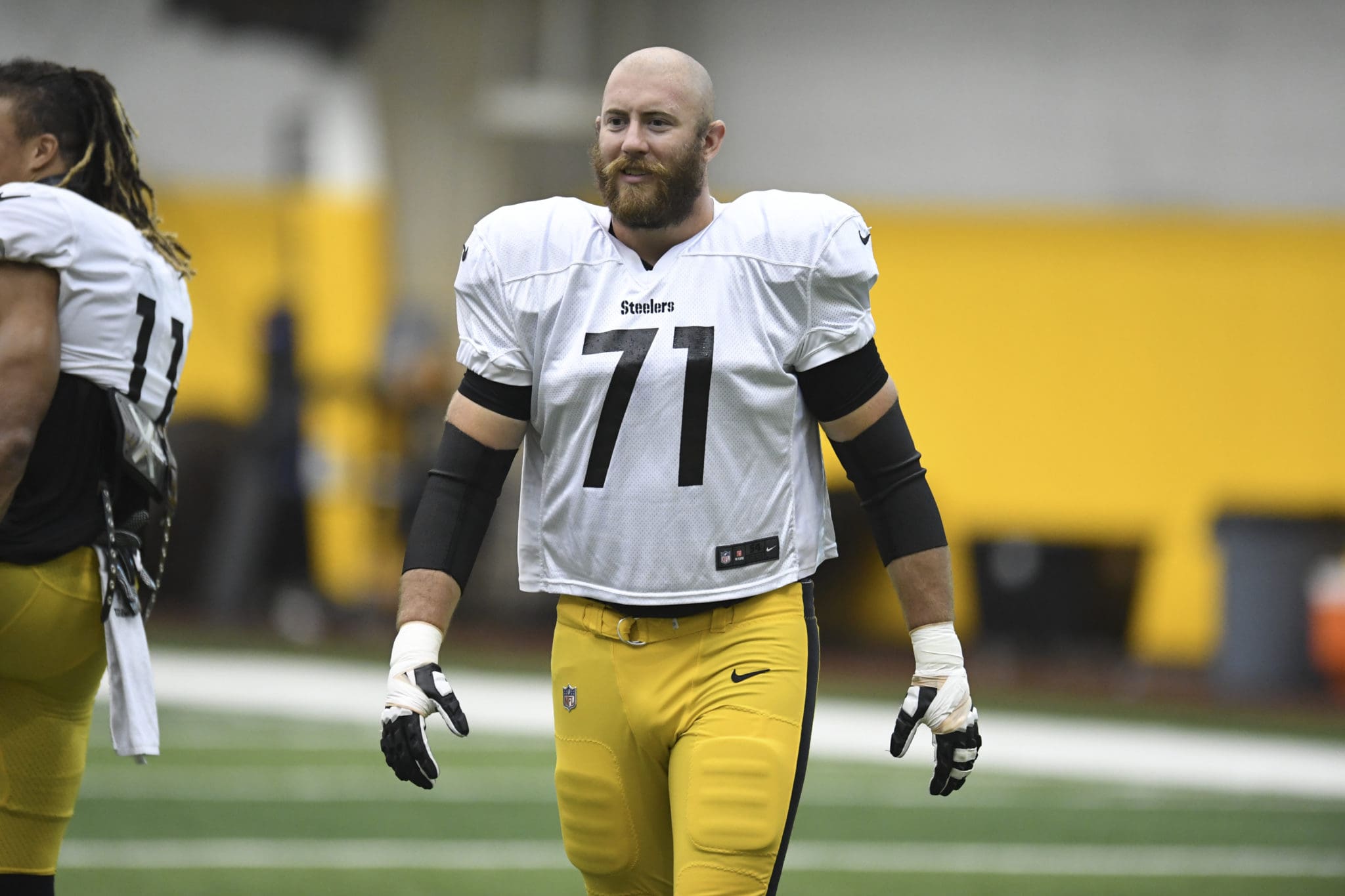 Steelers lose draft pick by playing OT Joe Haeg in Week 18