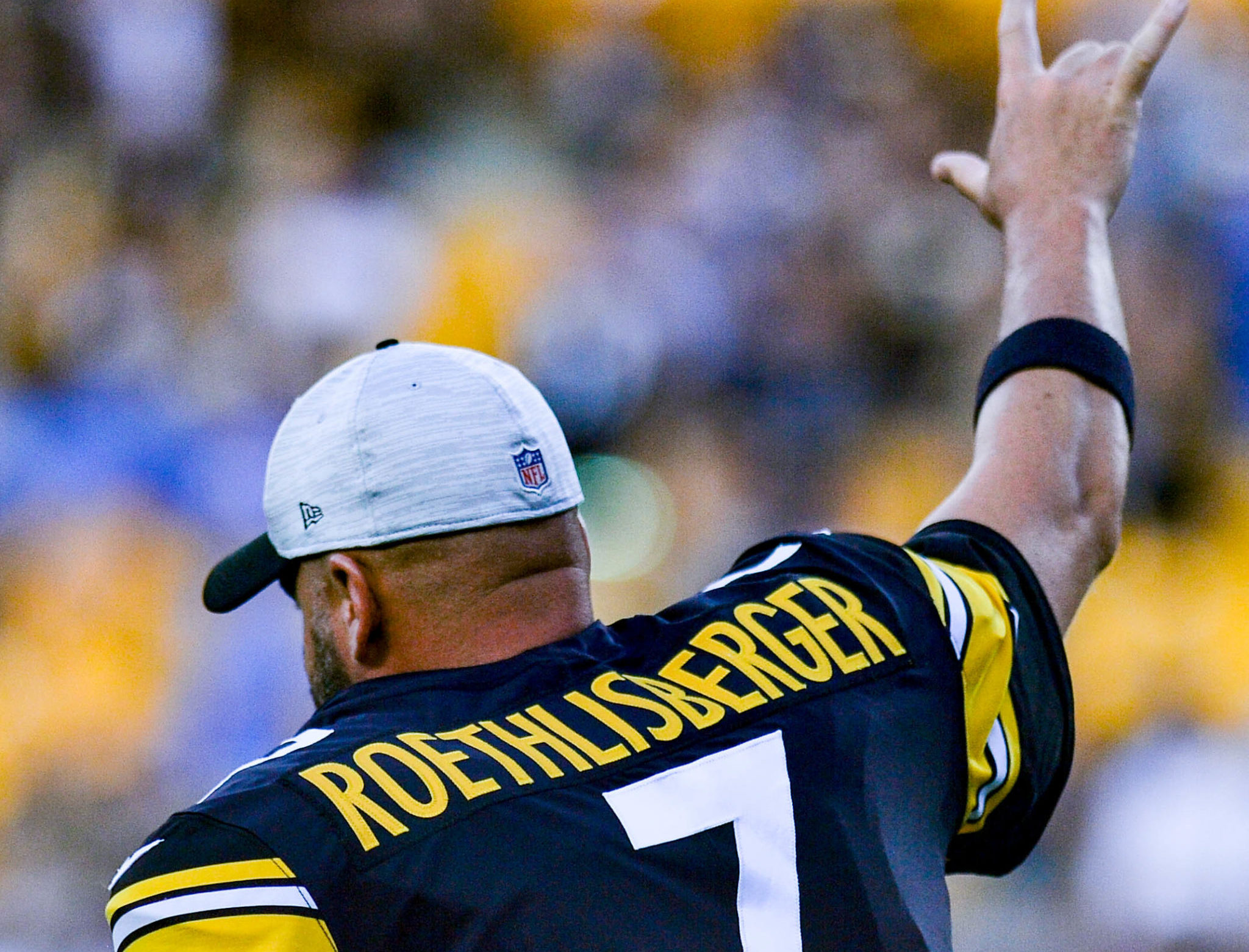 SportsReport: Steelers quarterback Ben Roethlisberger announces retirement