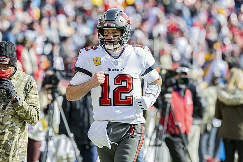 Tom Brady to Continue NFL Career with Buccaneers - Steelers Now