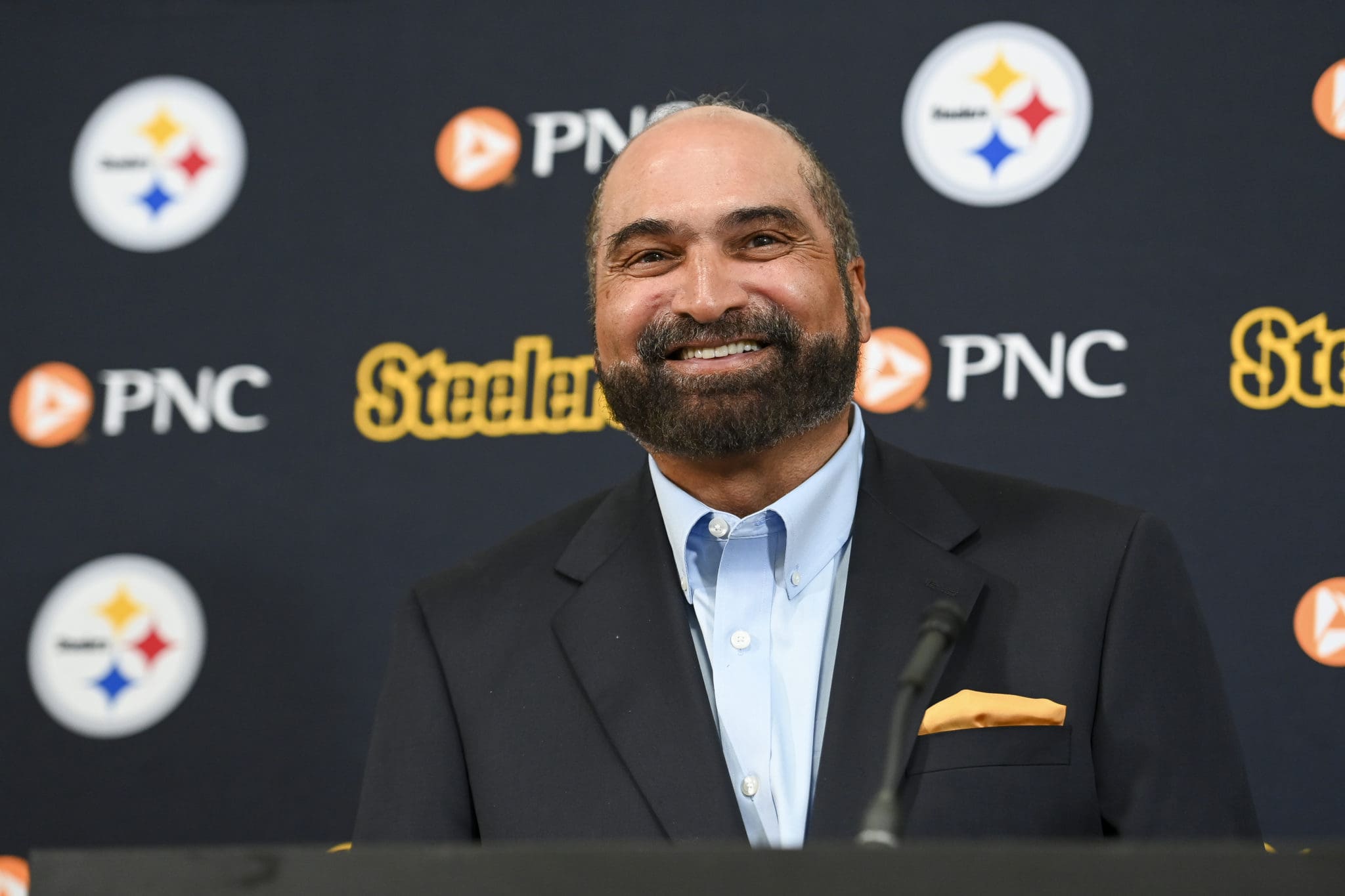 Steelers to unveil jersey display for Franco Harris