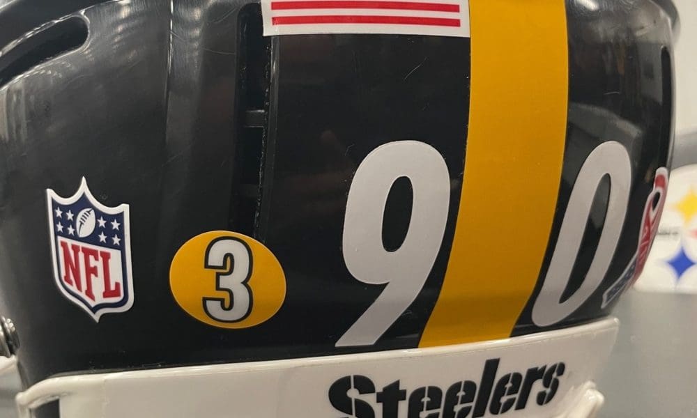 Pittsburgh Steelers Honoring Dwayne Haskins With No. 3 Helmet Stickers