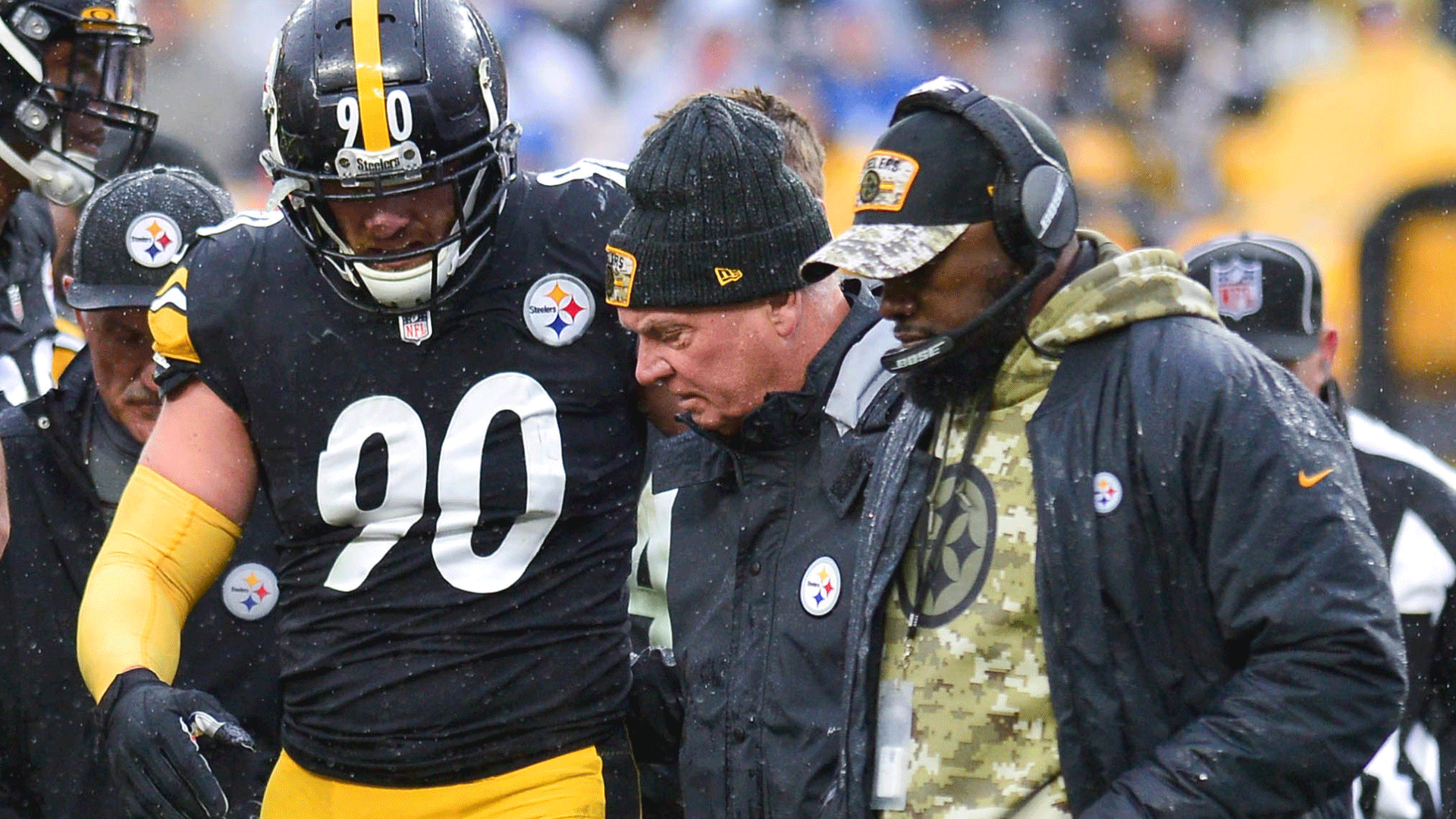 Report: Steelers believe Watt suffered torn pec