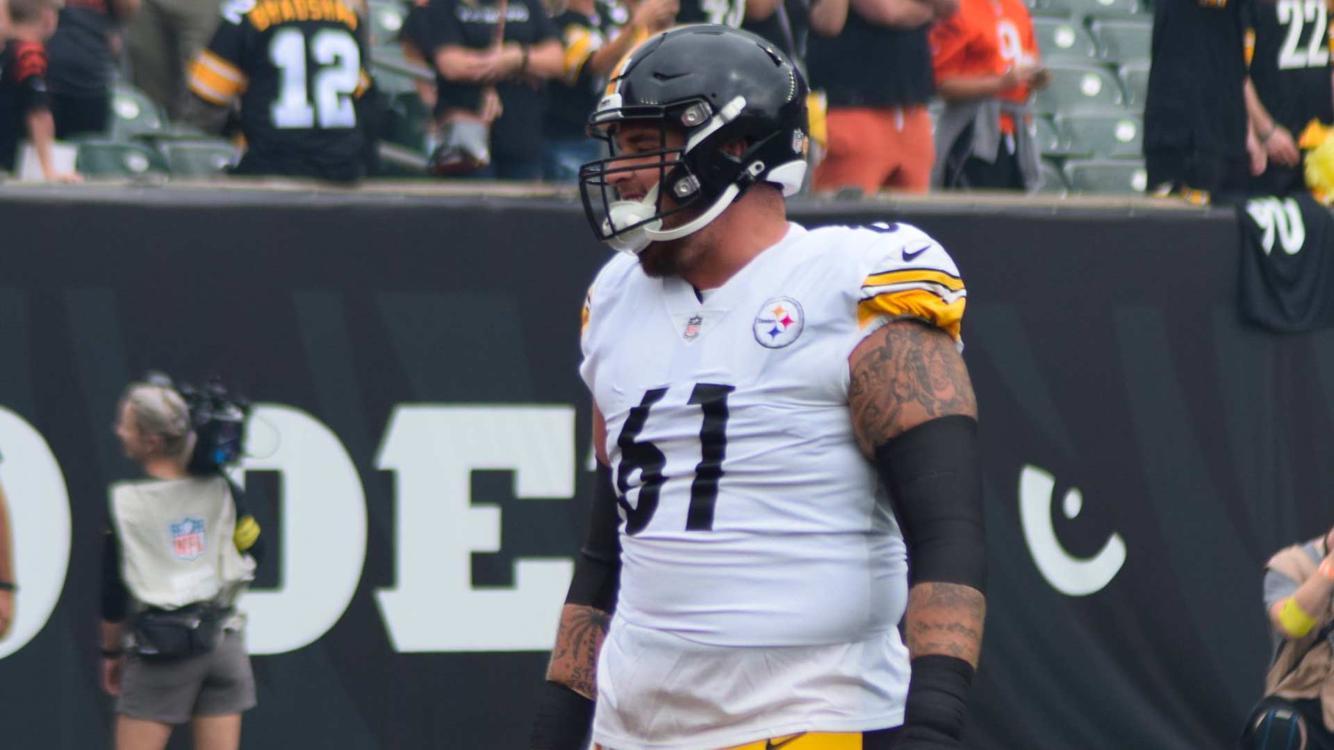 Steelers Center Mason Cole Wearing Walking Boot Monday