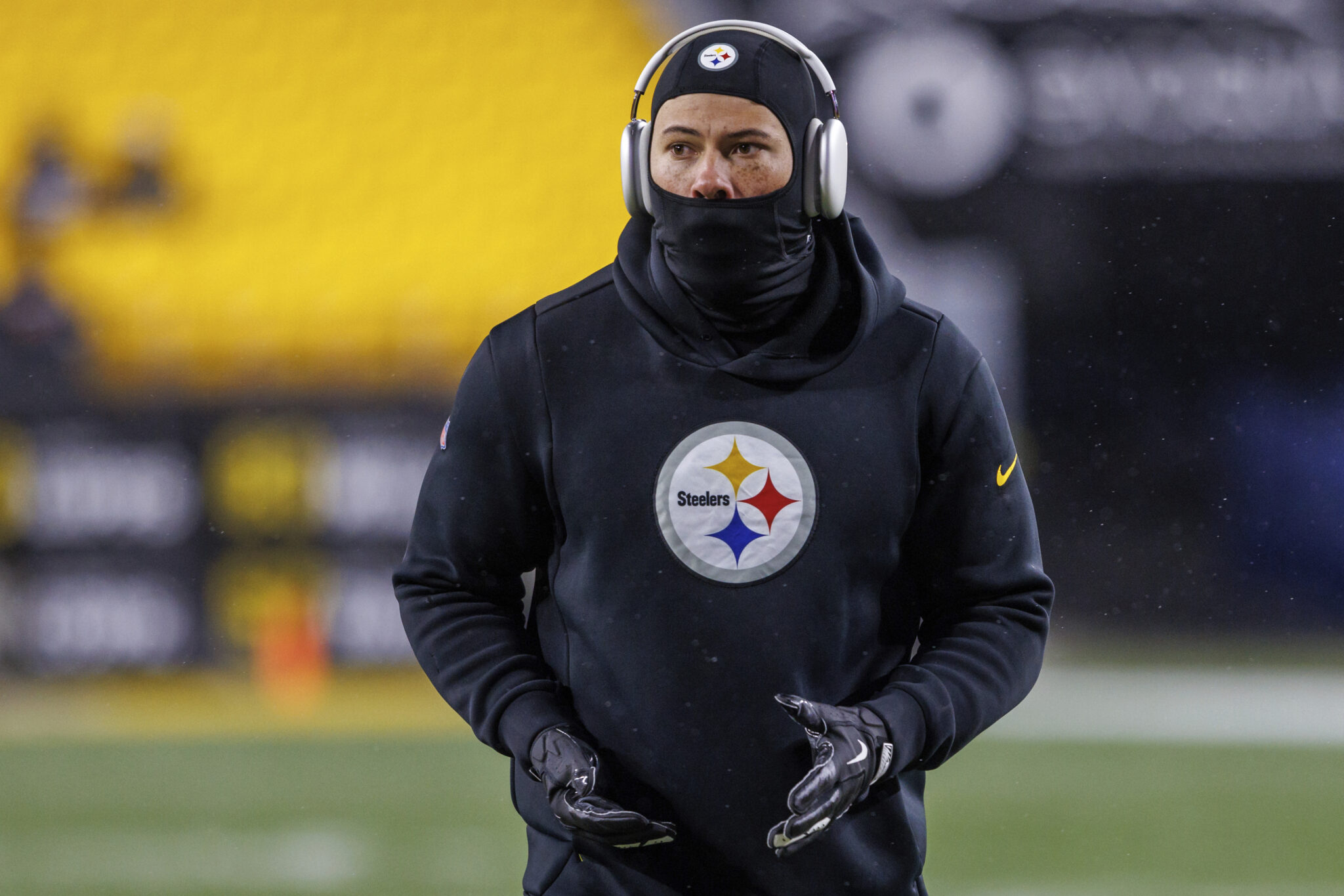 A frigid forecast: Temperatures for Steelers vs. Raiders on Christmas Eve  expected to be among coldest games in team history - CBS Pittsburgh