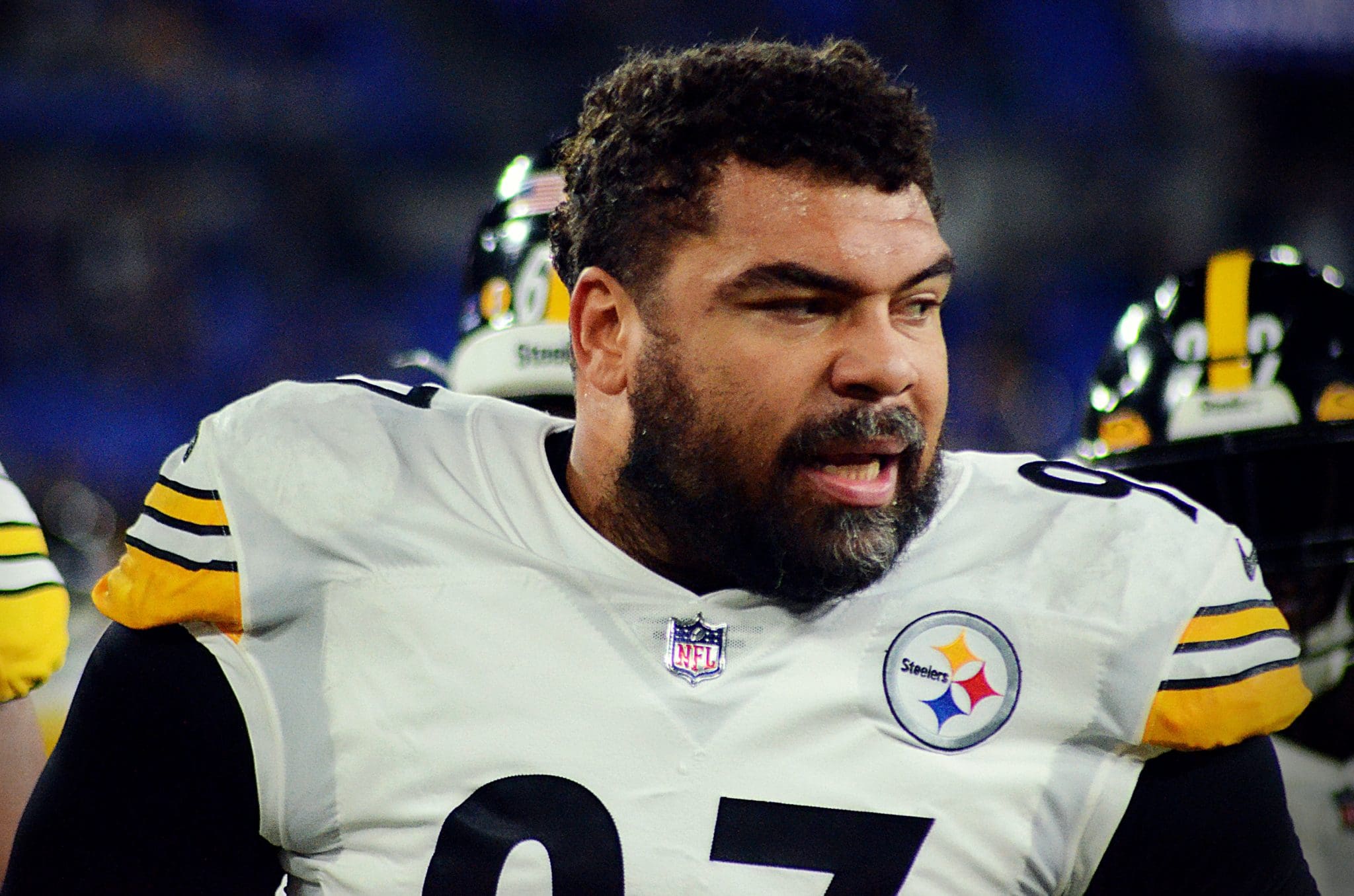 Cam Heyward warms up ahead of Steelers vs. Ravens on Jan. 1, 2023 in Baltimore. (Mitchell Northam / Steelers Now)
