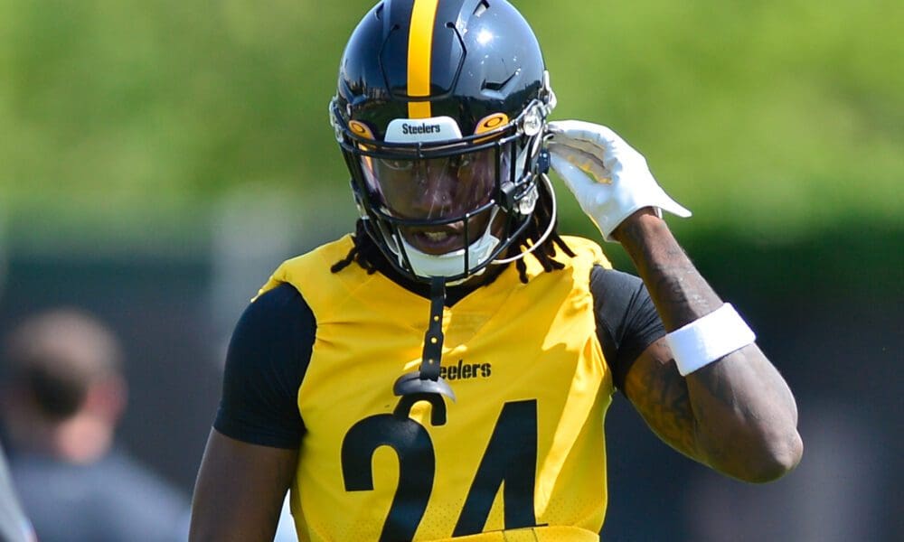 Steelers camp: Maurkice Pouncey walks off 'day-to-day,' 'Avatar' stars &  more 