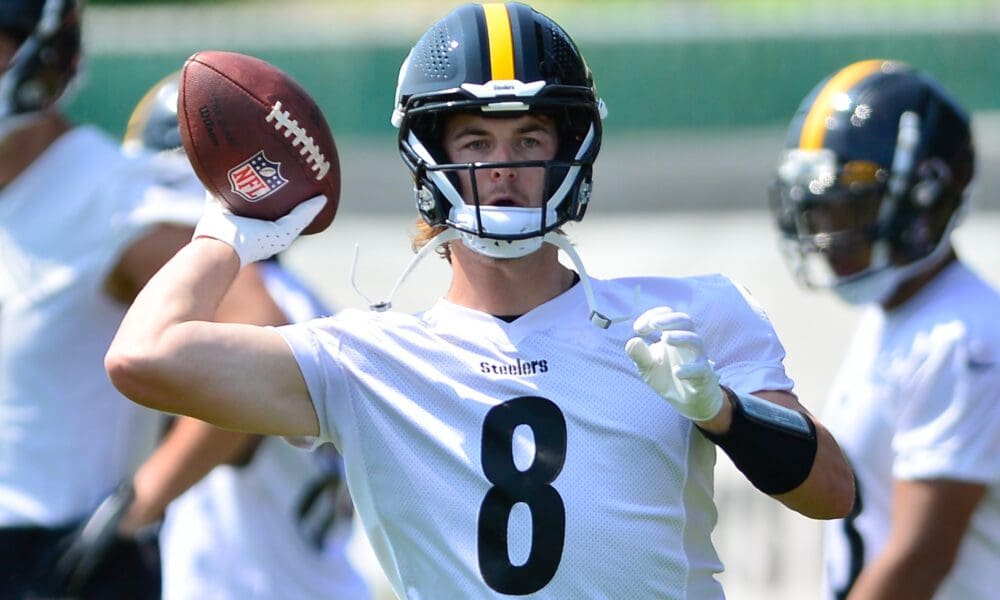 Cool quarterback gives Steelers a lift