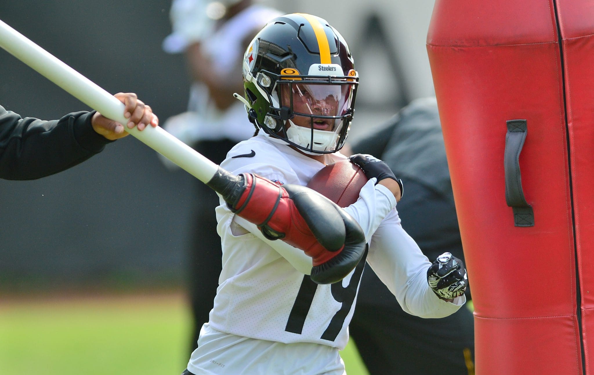 Steelers WR coach Frisman Jackson expects 'big jump' from George