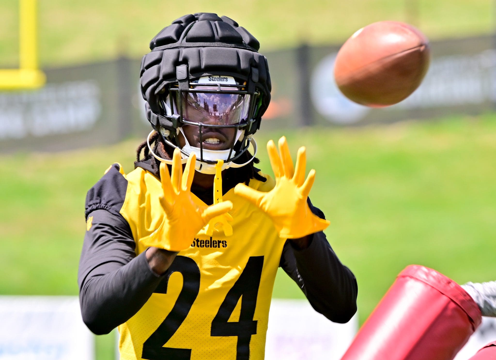 Steelers Rookie CB Joey Porter Jr. Detailed How It's Time For His Dad To Now  Watch Him