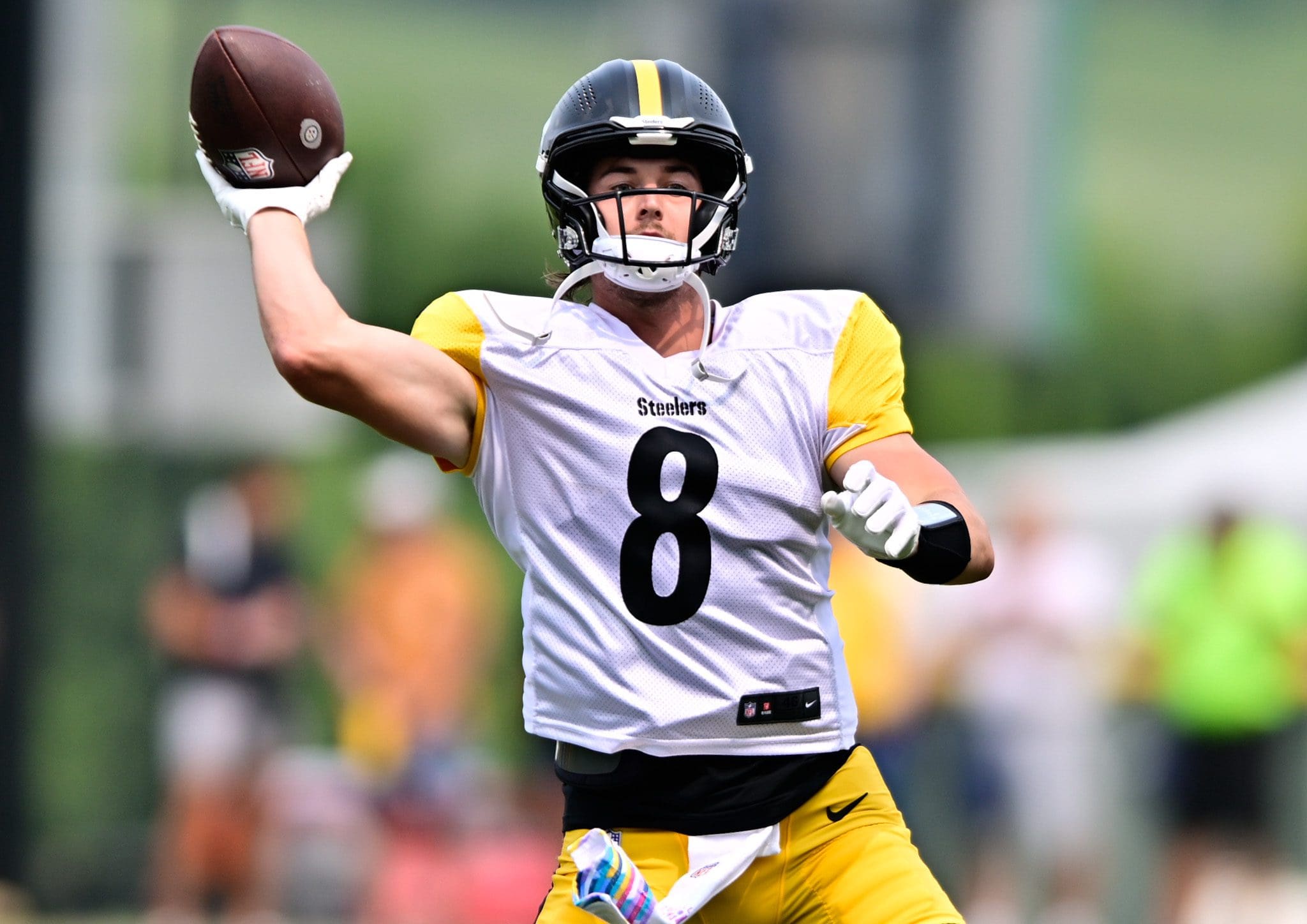 Steelers Twitter reacts to another excellent performance by QB Kenny Pickett