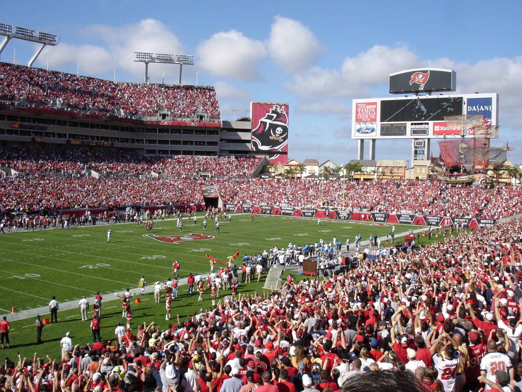 Tampa Bay Buccaneers, Raymond James Stadium Youth T-Shirt by John