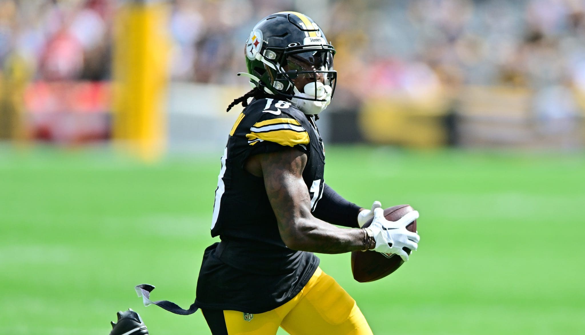 Steelers WR Diontae Johnson gets a major injury update